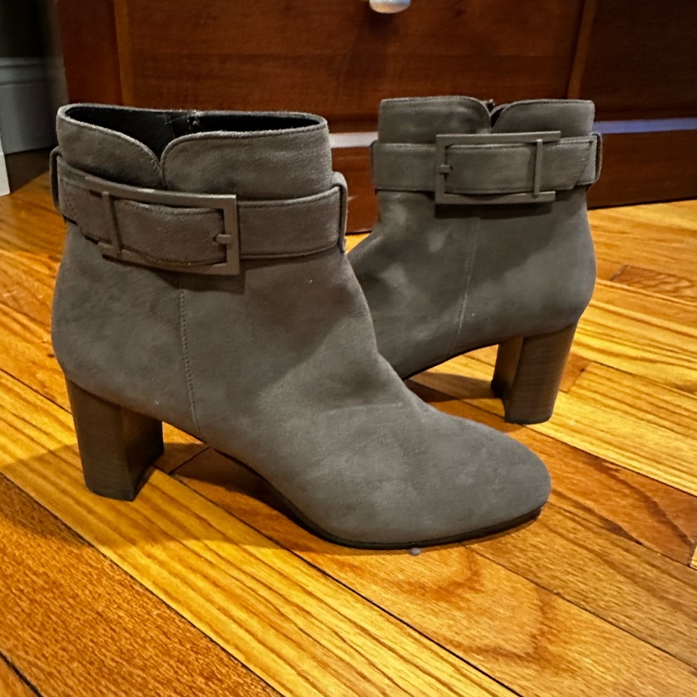 Women's Gray Suede Ankle Boots